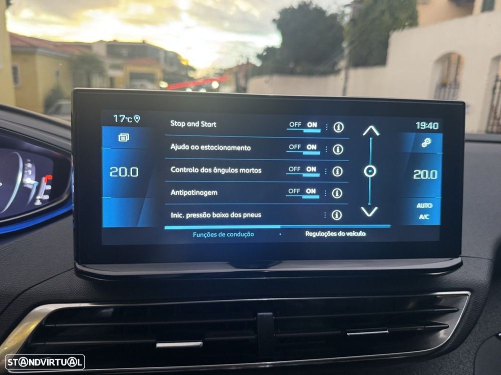 Peugeot 5008 1.2 PureTech Allure Pack EAT8 - 23