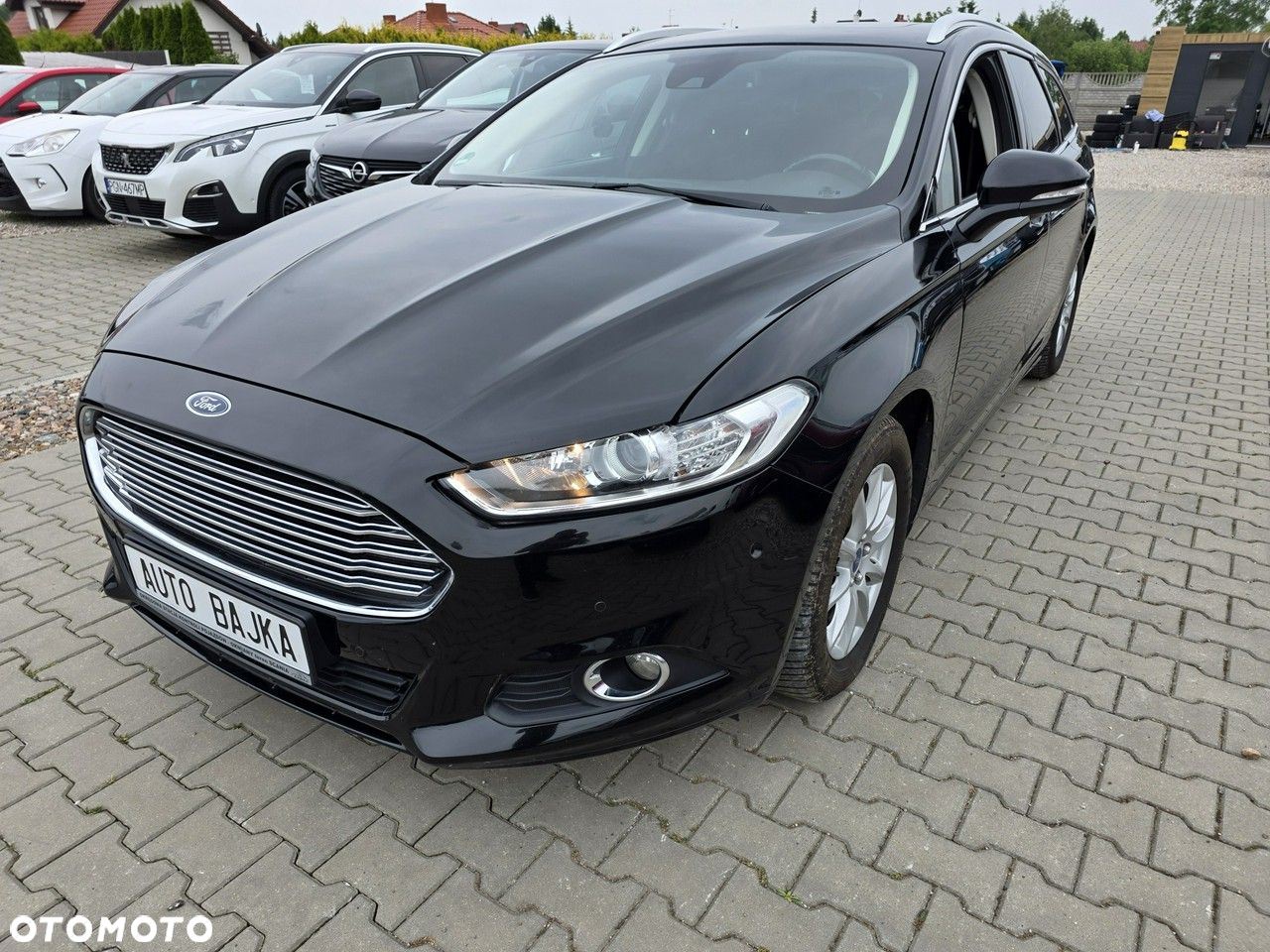 Ford Mondeo 2.0 EcoBlue Titanium - 24