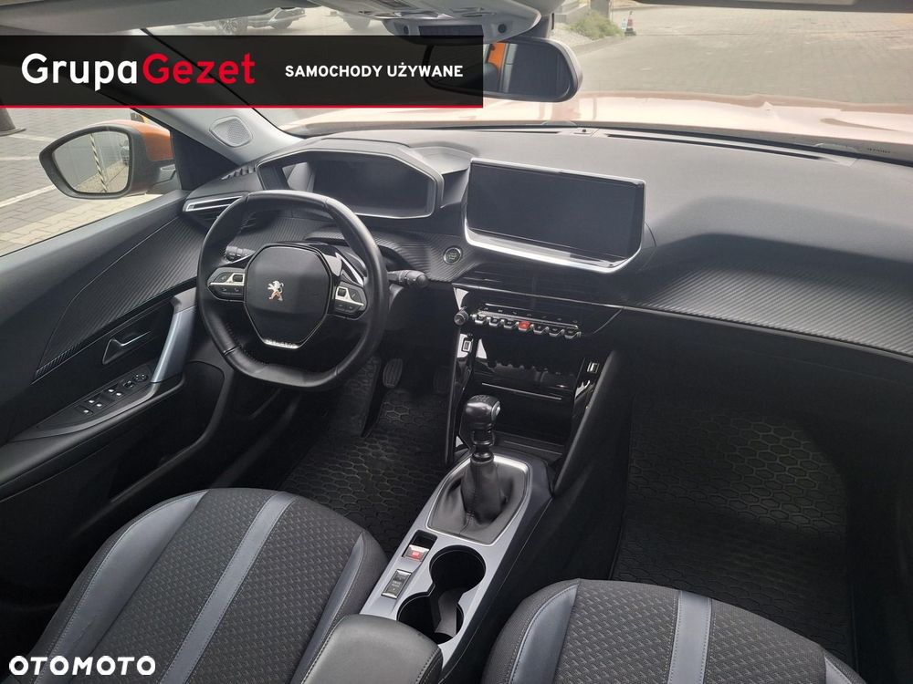 Peugeot 2008 - 12