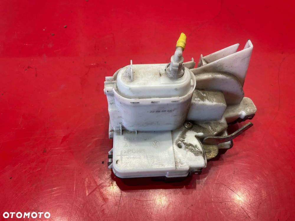 Volkswagen POLO 6N OE 1H4862153 zamek drzwi lewy tył - 4