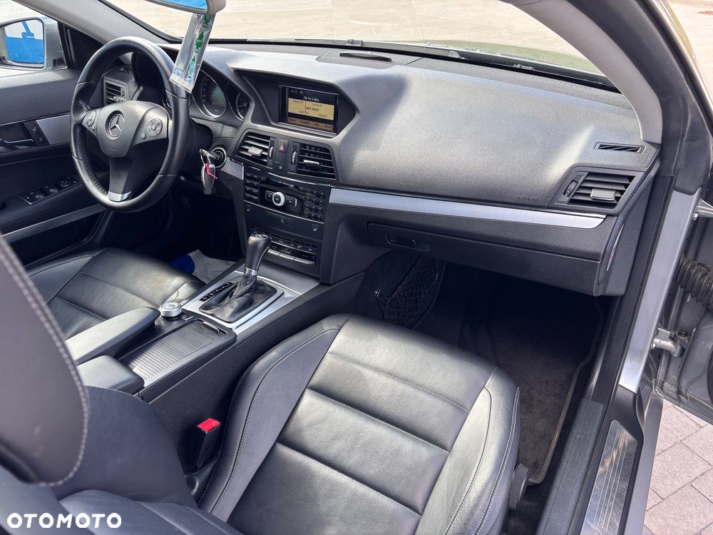 Mercedes-Benz Klasa E 350 CGI BlueEFFICIENCY 7G-TRONIC Avantgarde - 20