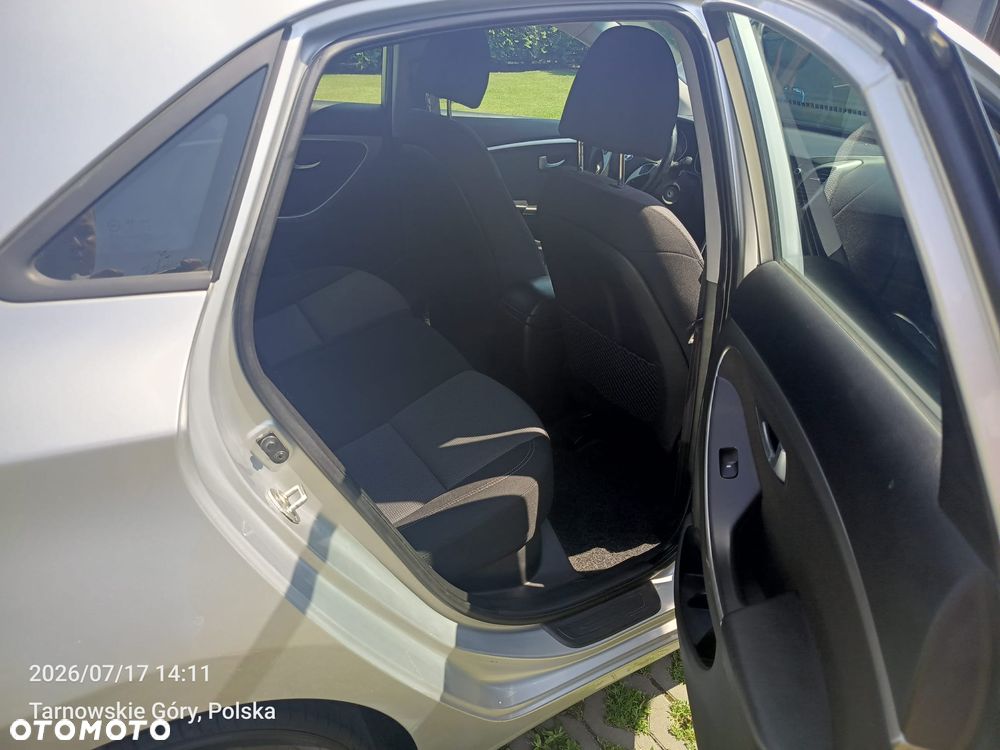 Hyundai i30 1.4 CRDi Comfort - 8