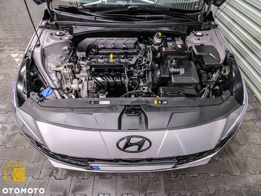 Hyundai Elantra 1.6 Smart - 14