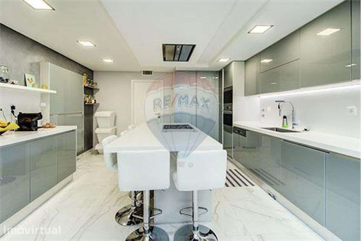 Apartamento T4 para arrendamento - Grande imagem: 2/42