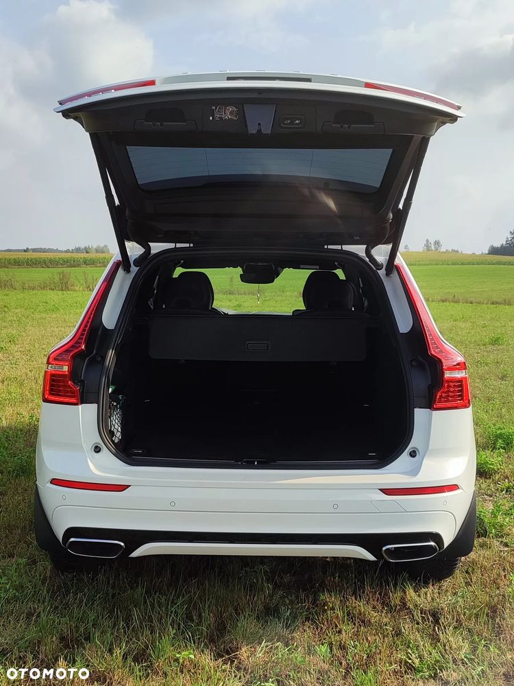 Volvo XC 60 D4 AWD R-Design - 12