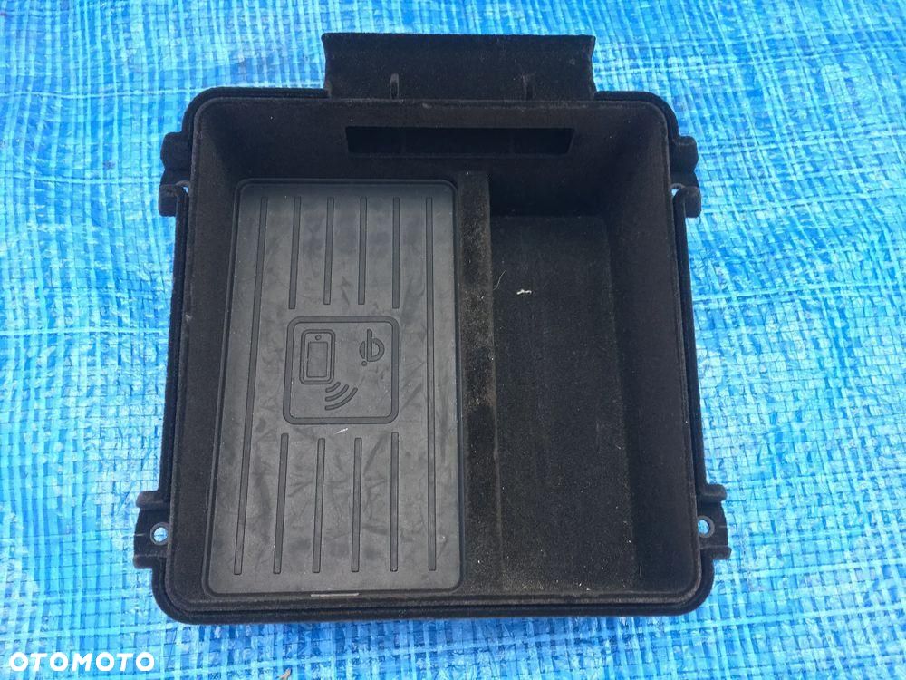 Audi Q7 4M Ładowarka Indukcyjna Indukcja Schowek 4M0035502A - 6