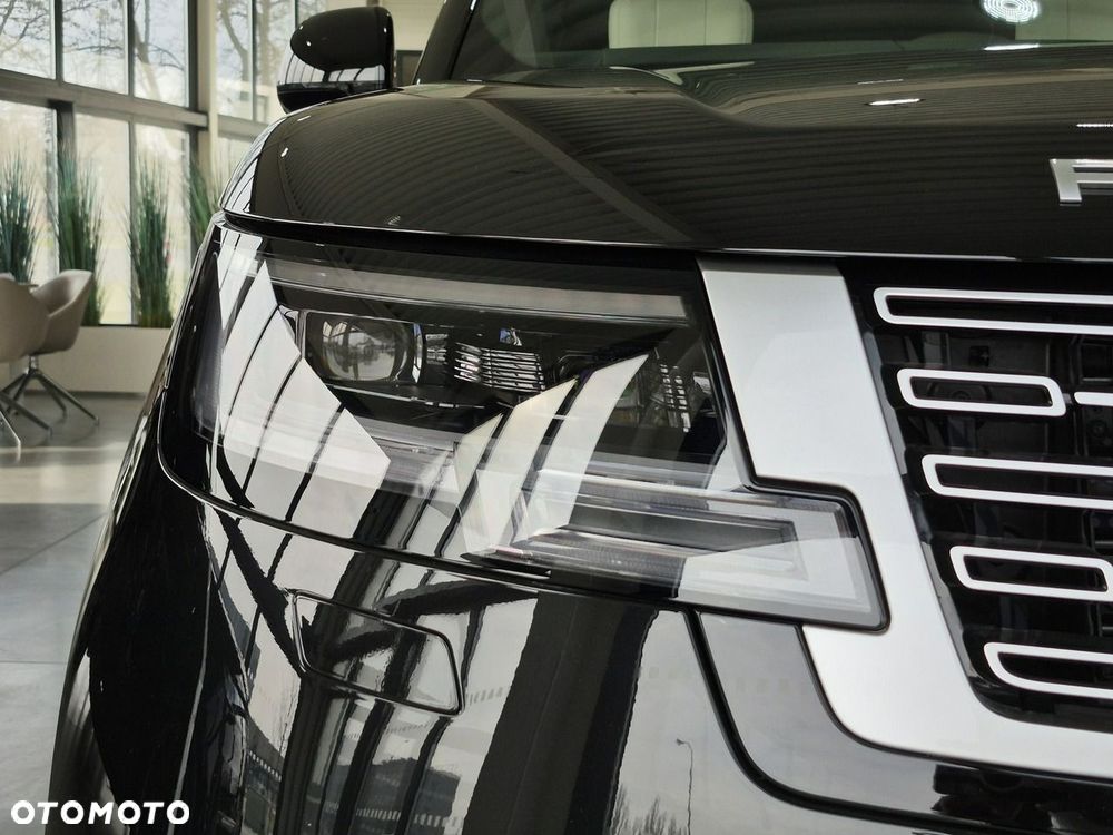 Land Rover Range Rover D350 Autobiography - 11