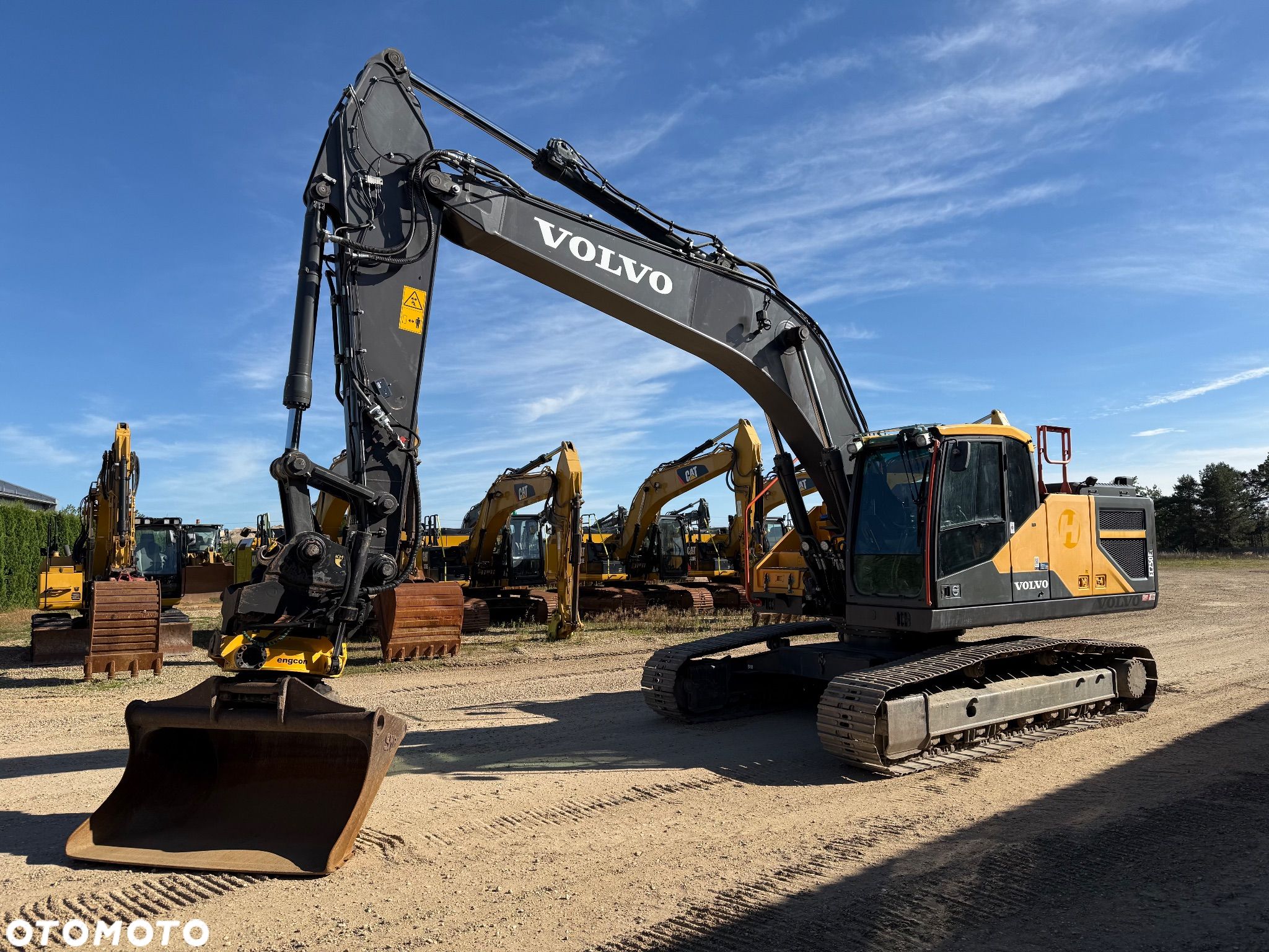 Volvo EC 250 EL - 1