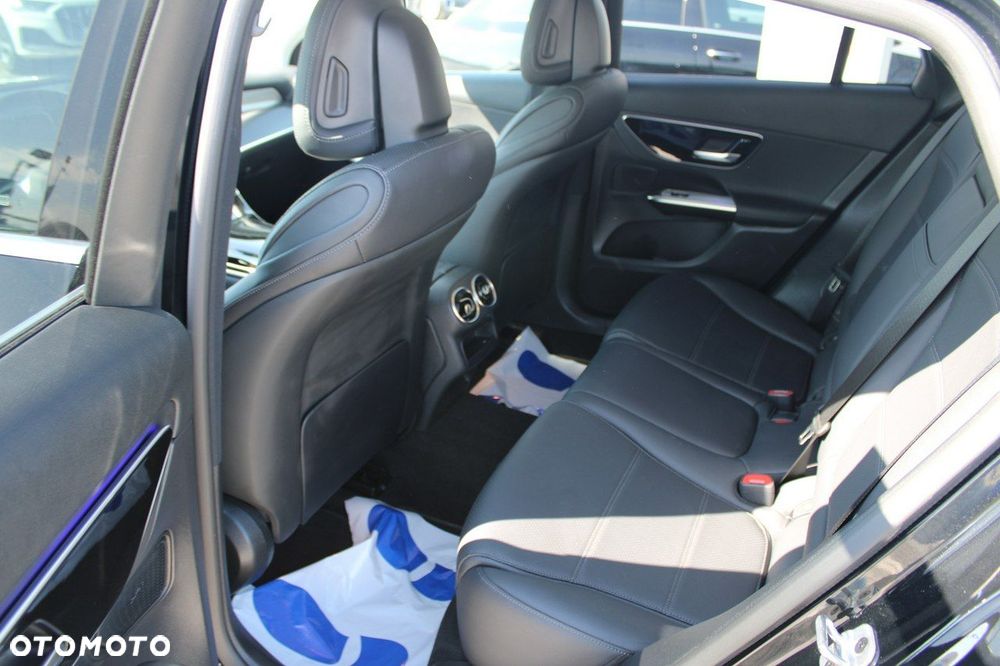 Mercedes-Benz GLC - 17