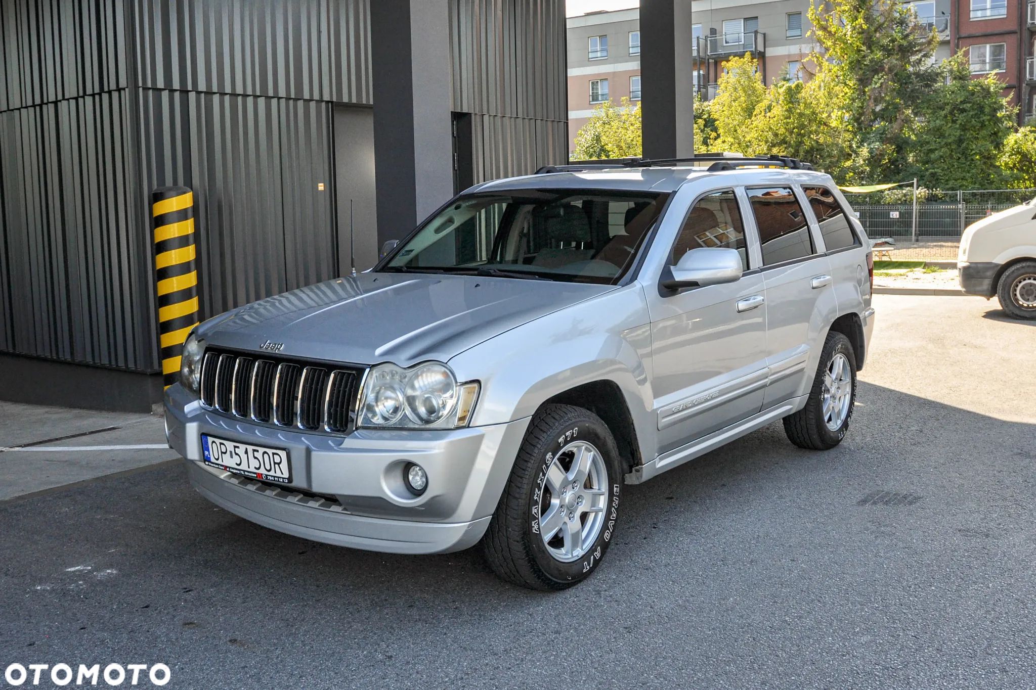 Jeep Grand Cherokee 3.7 4x2 Laredo - 1