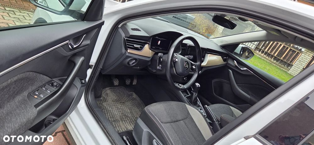 Skoda Kamiq 1.0 TSI Style - 3