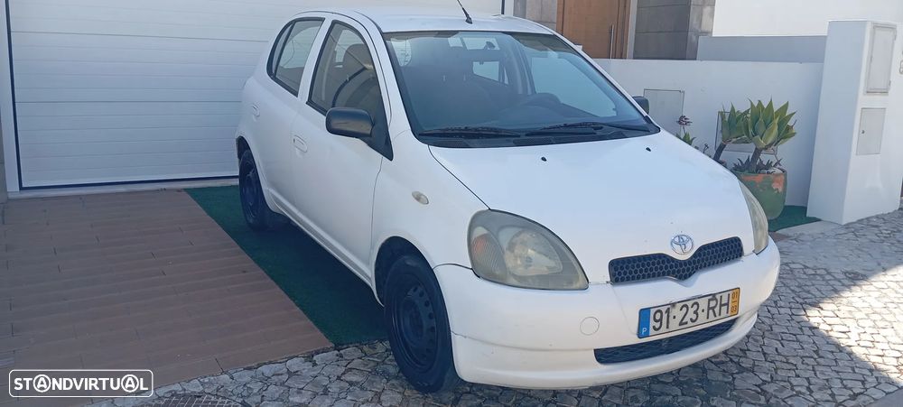 Toyota Yaris 1.0 Terra - 1