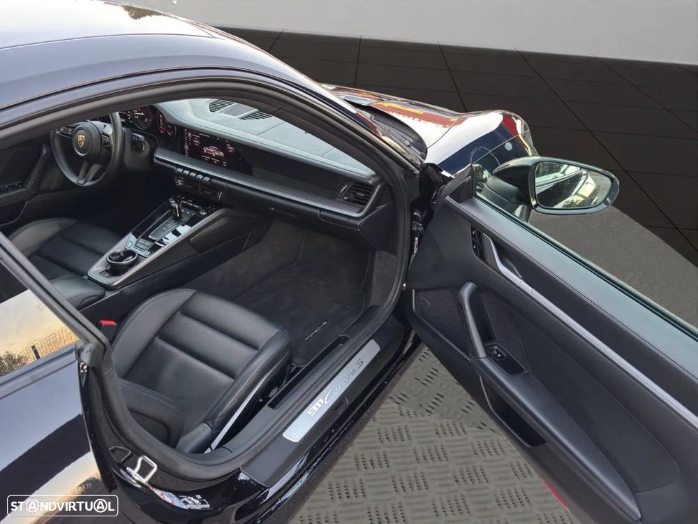Porsche 911 (992) Carrera S PDK - 23