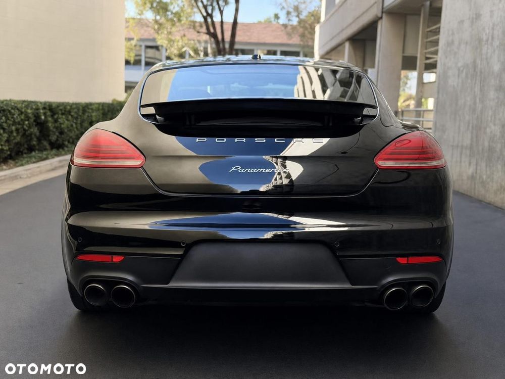 Porsche Panamera 4 PDK - 6