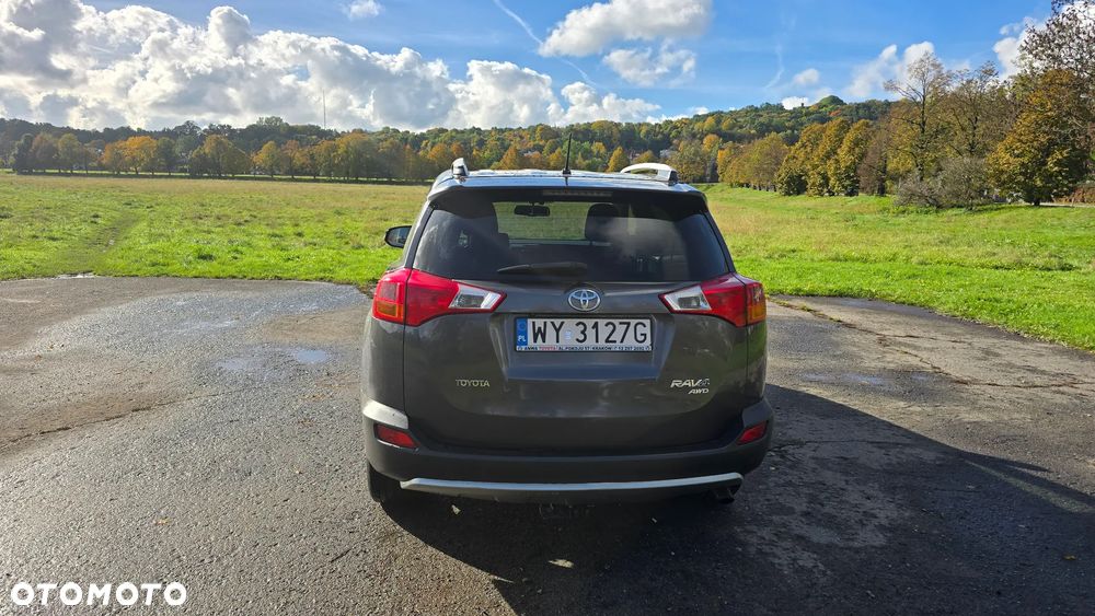 Toyota RAV4 - 4