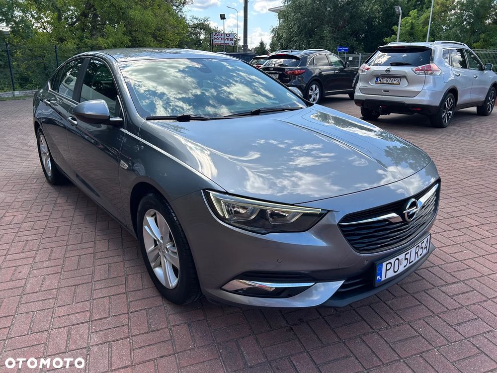 Opel Insignia 1.5 T Enjoy S&S Eco - 26