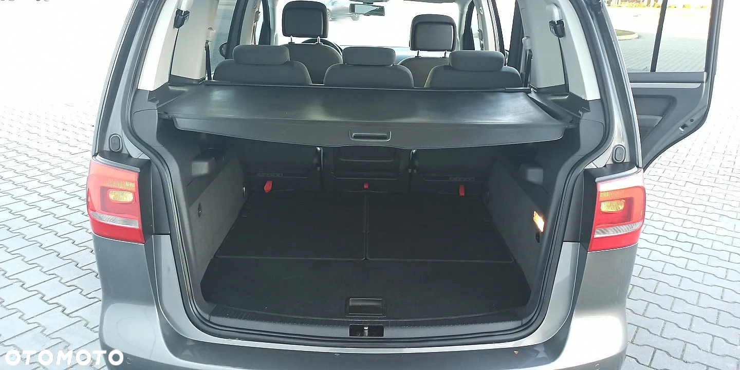 Volkswagen Touran 1.6 TDI DPF Highline - 31