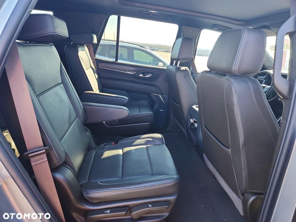 GMC Yukon - 12