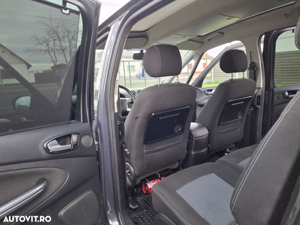 Ford Galaxy 2.0 TDCi Ghia - 6