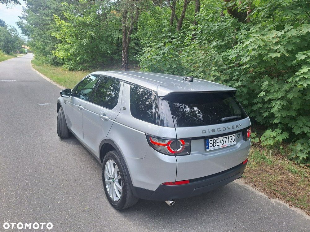 Land Rover Discovery Sport 2.0 TD4 HSE - 31