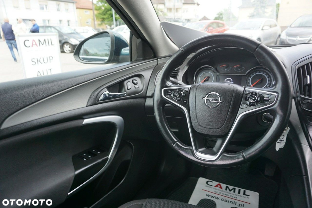 Opel Insignia - 16