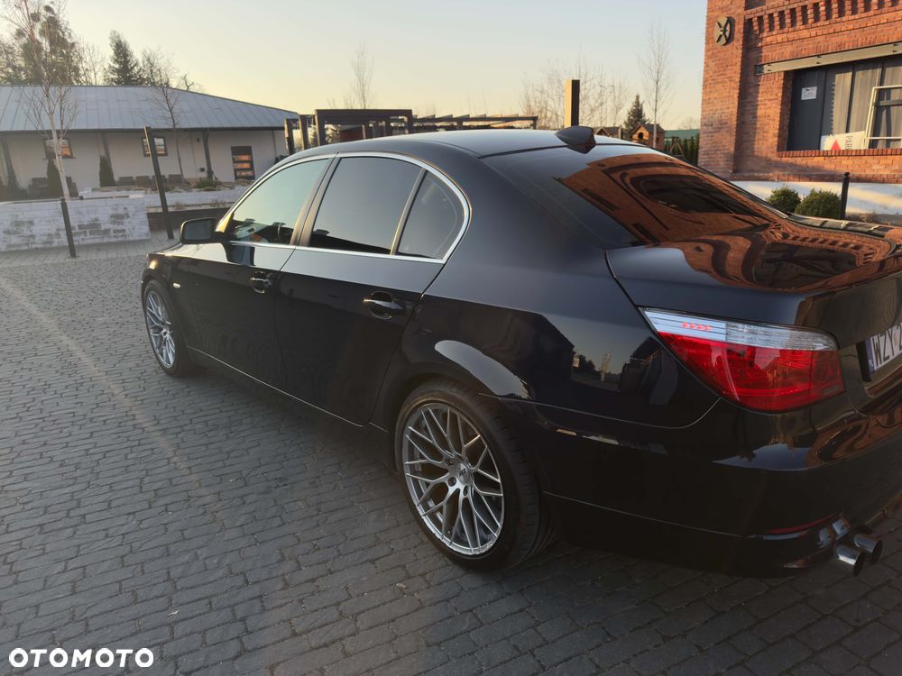BMW Seria 5 525d - 3