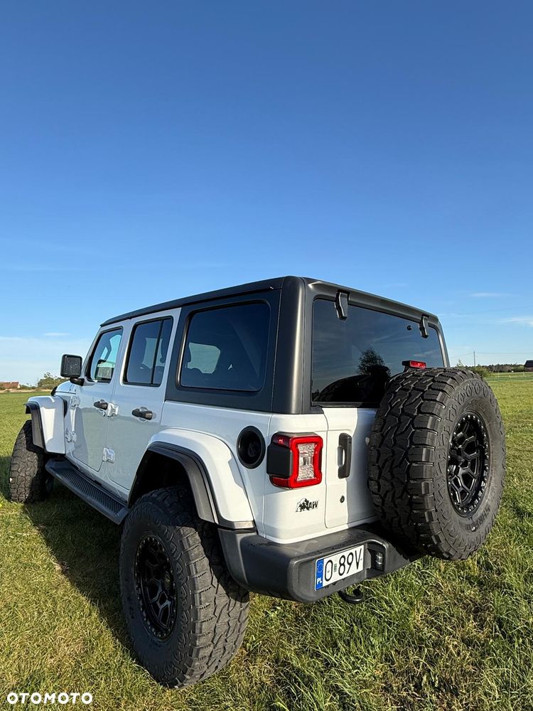Jeep Wrangler - 2