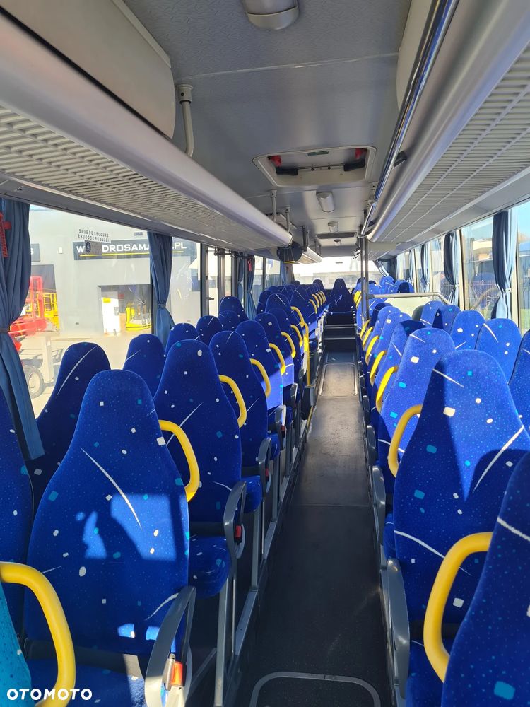 Mercedes-Benz INTOURO - 11