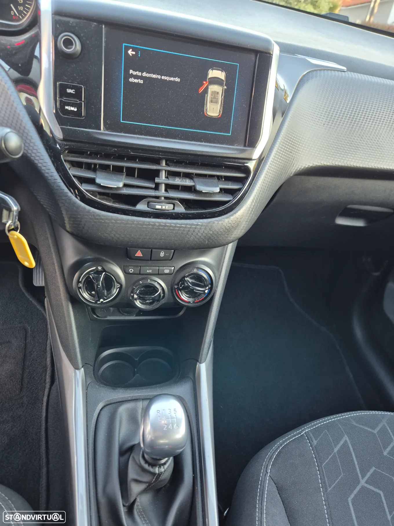 Peugeot 2008 1.5 BlueHDi Style - 13