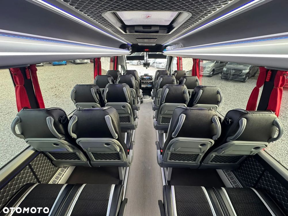 Mercedes-Benz Sprinter 519 - 14