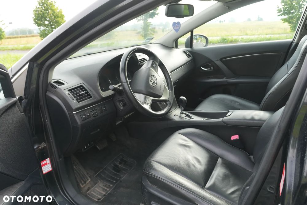 Toyota Avensis 2.0 Prestige MS - 9