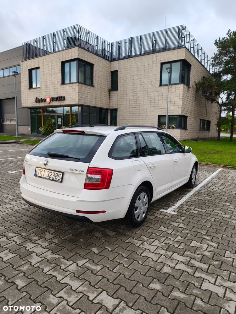 Skoda Octavia 1.6 TDI Active - 4