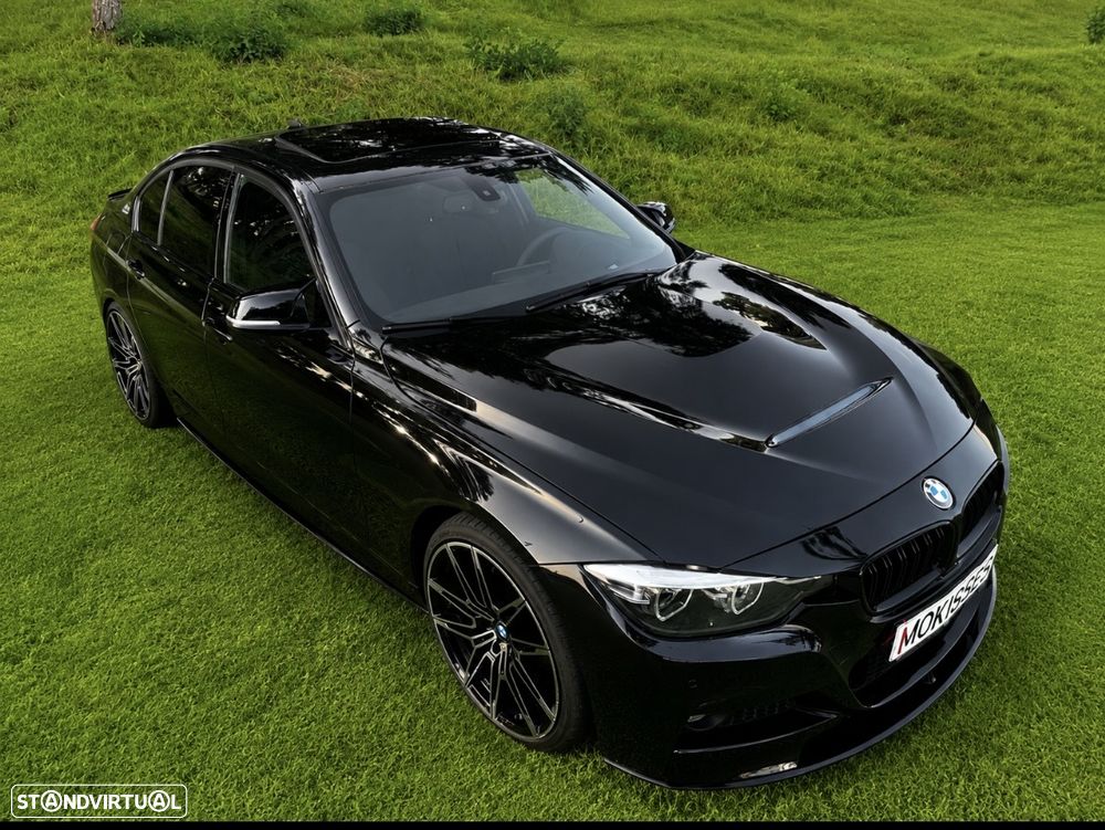 BMW 330 e iPerformance Pack M Shadow - 4