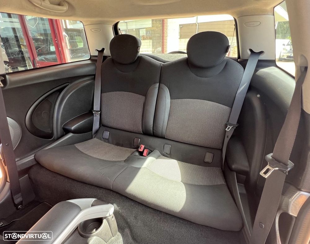 MINI 3 Portas Cooper S - 13