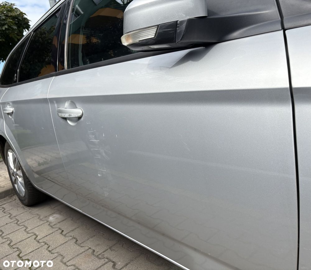 Ford Mondeo 1.6 T Platinium X Plus (Titanium) - 15