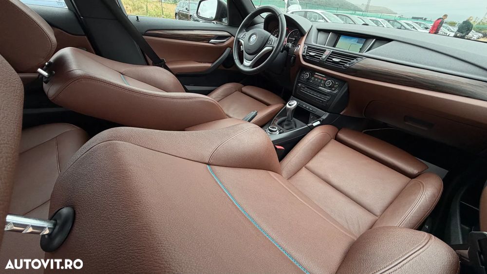 BMW X1 xDrive18d xLine - 5