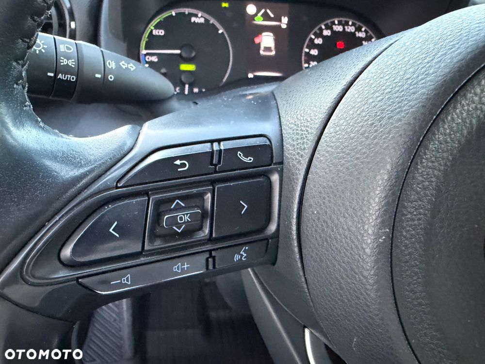 Toyota Yaris Hybrid 1.5 Selection Style - 16