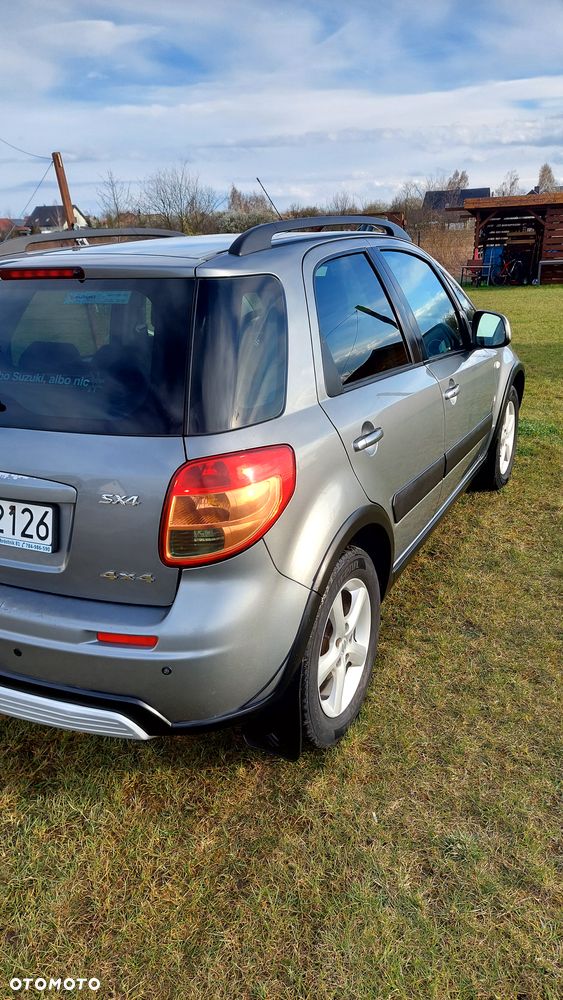 Suzuki SX4 1.6 GS / Premium 4WD - 4