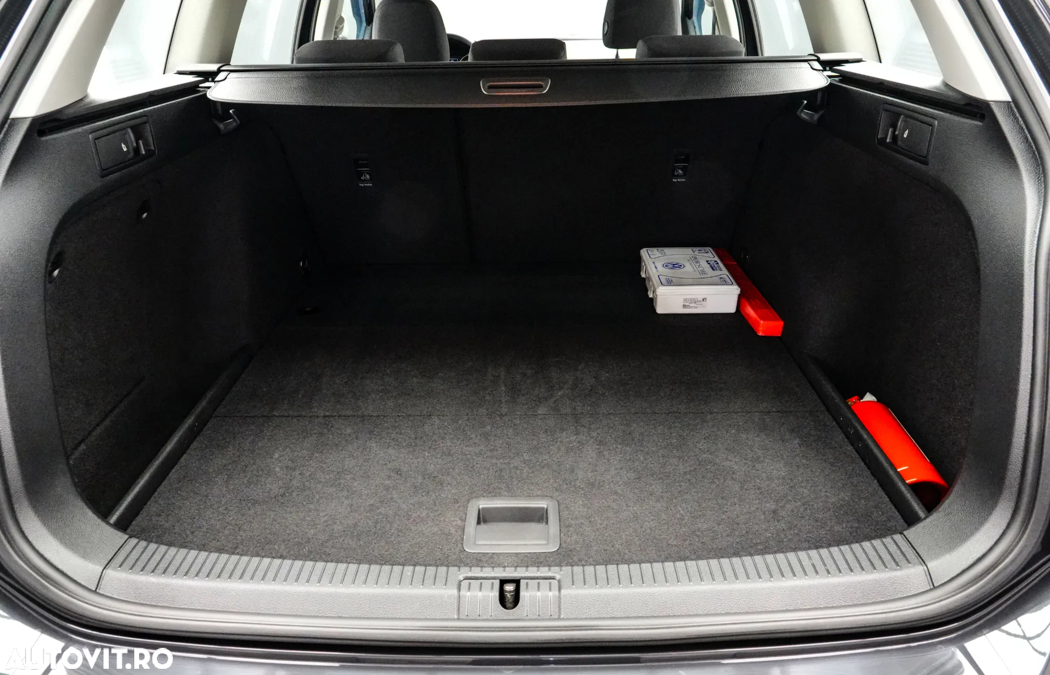Volkswagen Golf 1.6 TDI Comfortline - 27