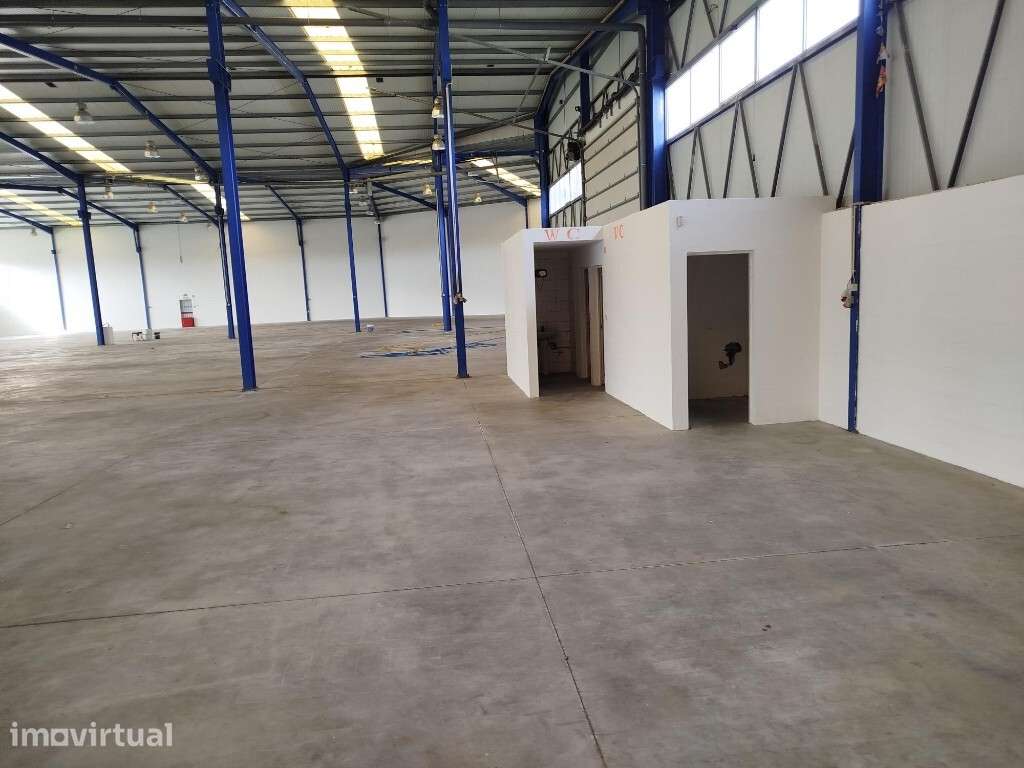 Armazém para arrendar no Porto Alto - Grande imagem: 5/9