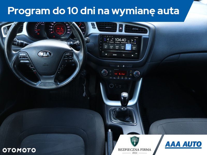 Kia Ceed - 9