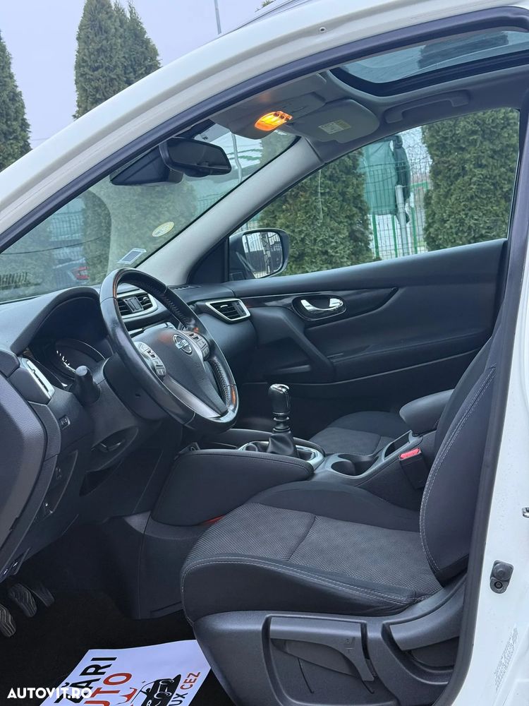 Nissan Qashqai 1.6 DCI N-Connecta - 9