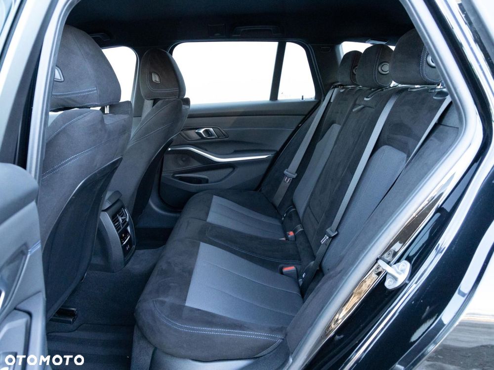BMW Seria 3 - 12