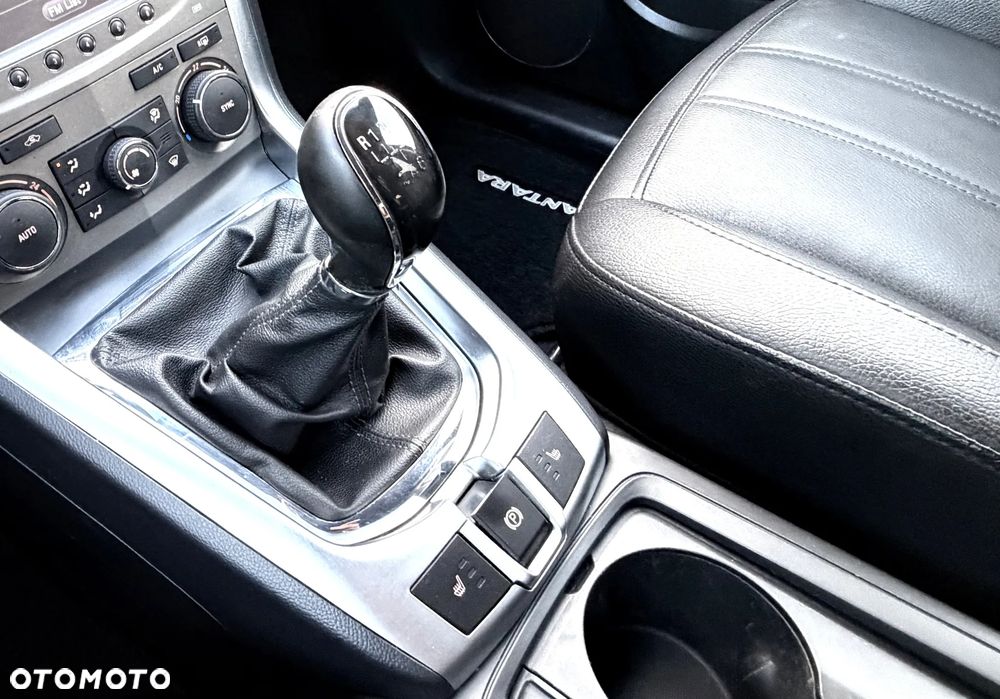 Opel Antara - 21