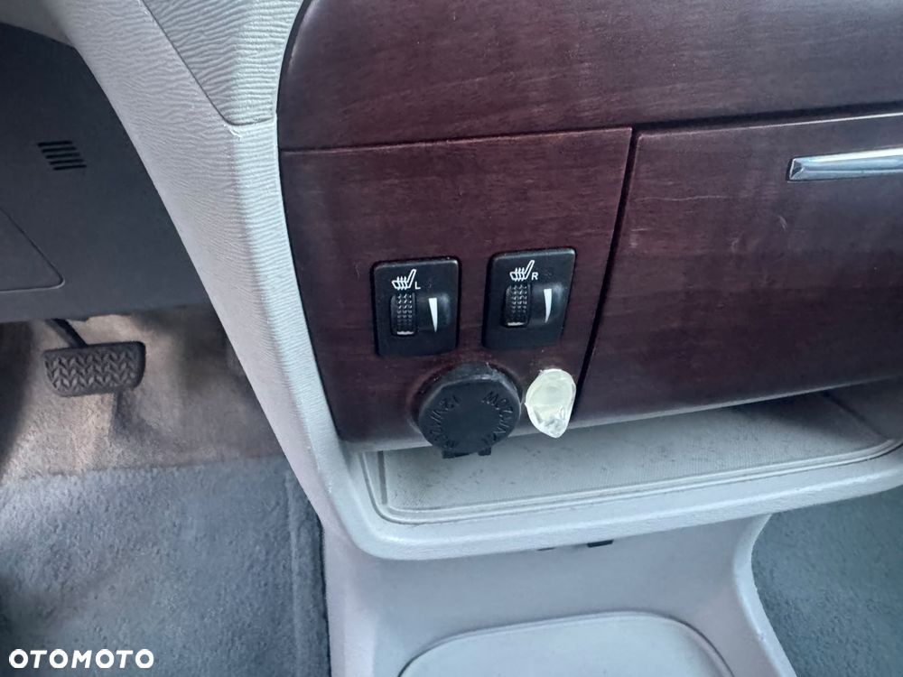 Toyota Sienna 3.5 V6 XLE AWD - 19