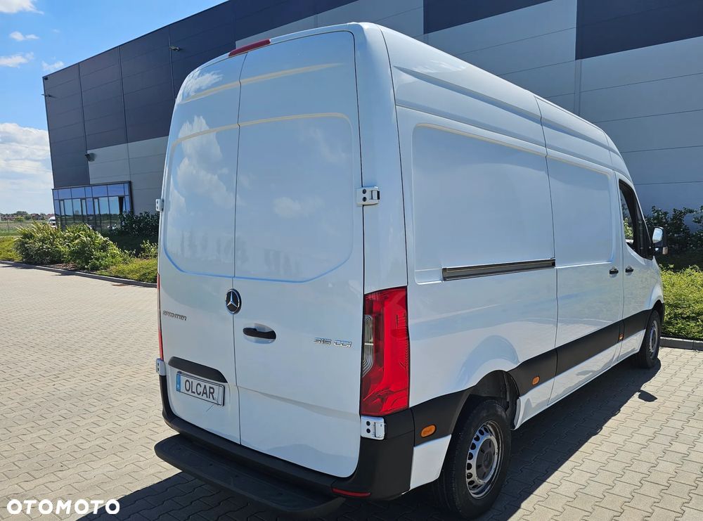 Mercedes-Benz SPRINTER - 6