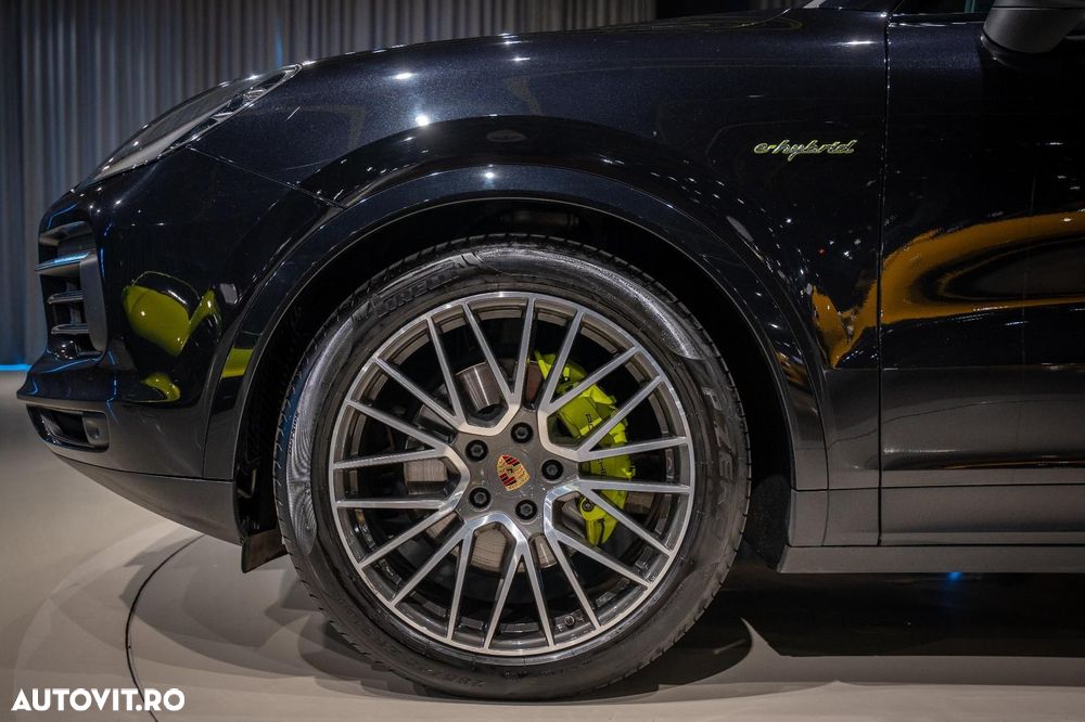 Porsche Cayenne Coupe - 9