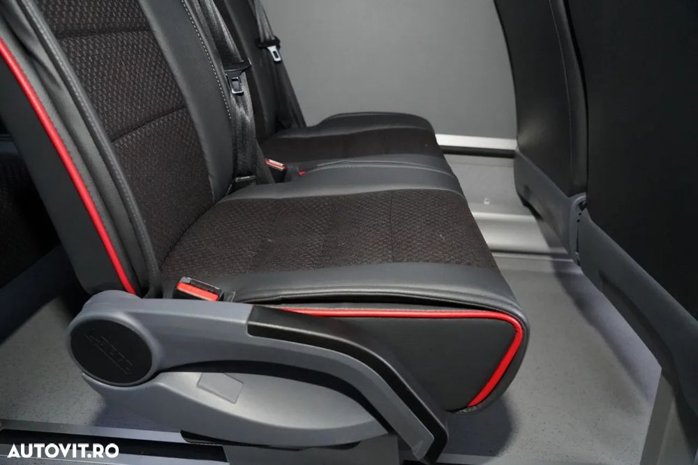 Iveco DAILY / 50C18 / AER CONDIȚIONAT / 66.000 km !!! / HI-MATIC / IMPORTAT - 32