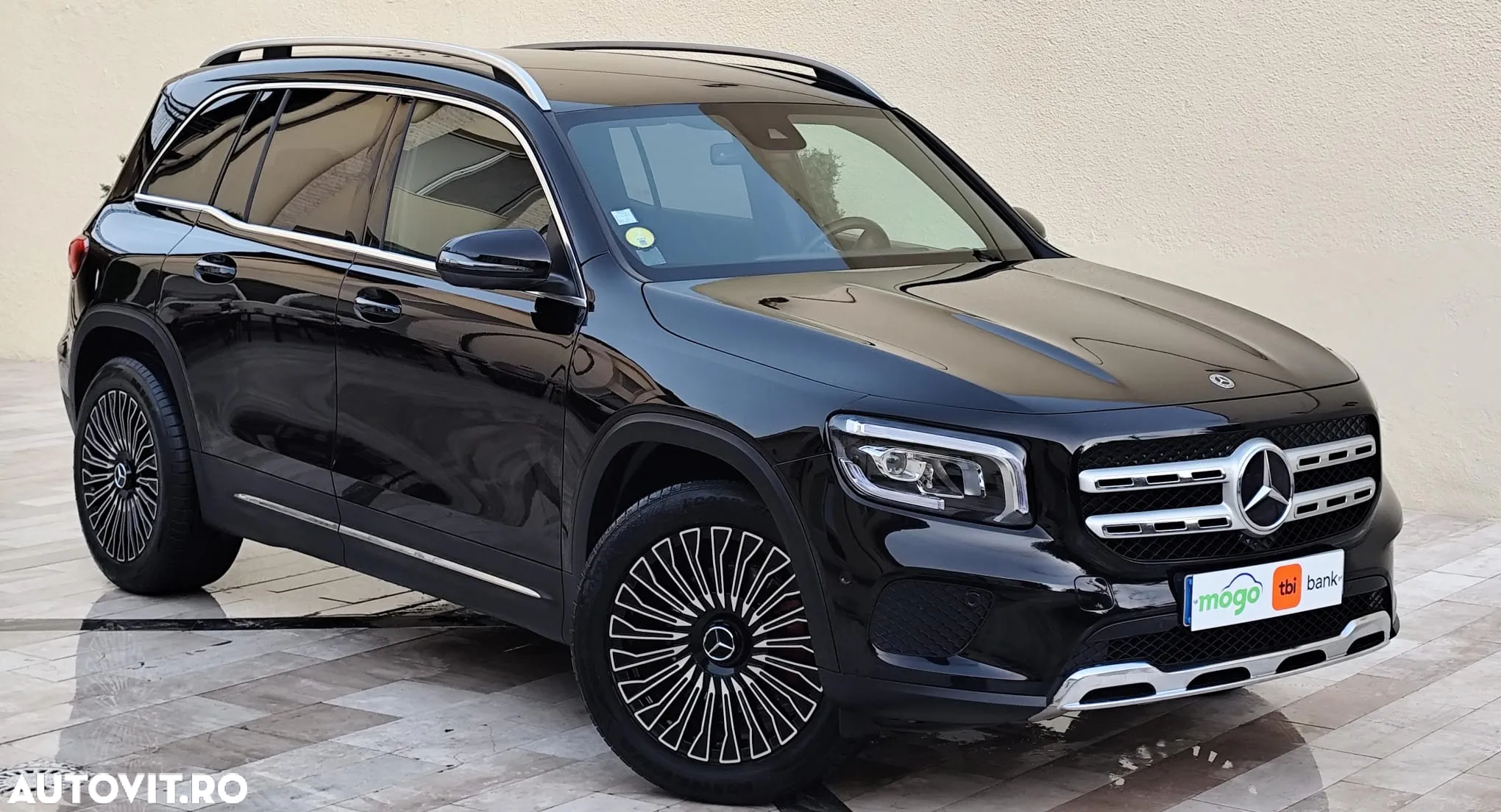 Mercedes-Benz GLB - 2