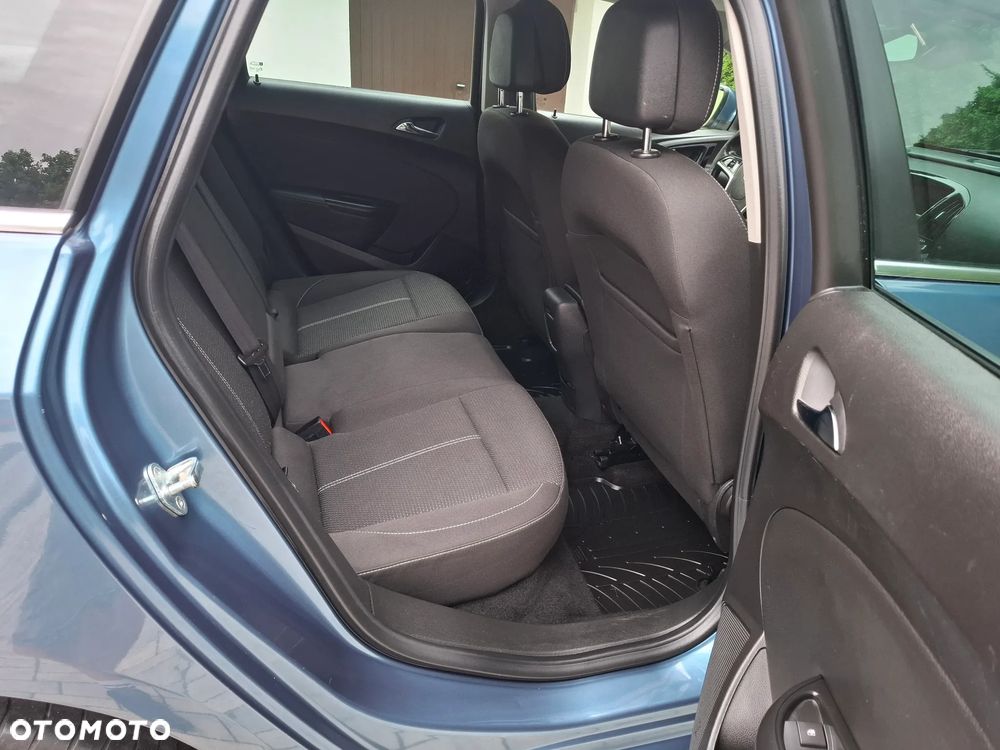 Opel Astra 2.0 CDTI Exklusiv - 19